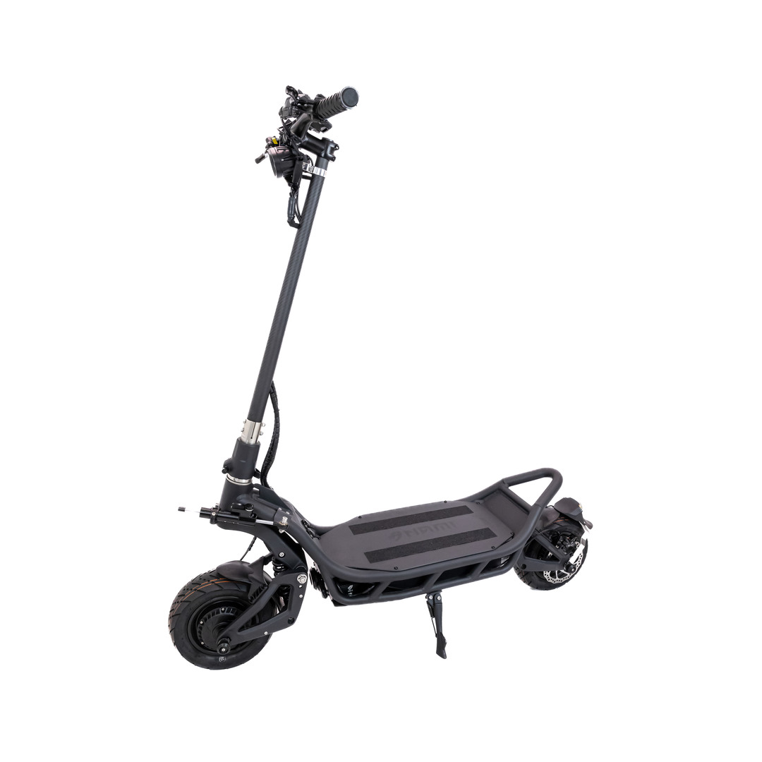 NAMI_BURN_E_3_Max_01 image Nami Burn-E 3 de profil vers la gauche