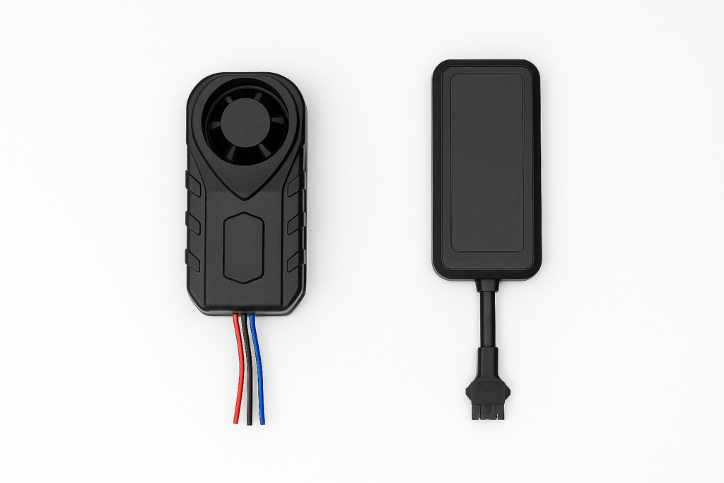 Alarme et traceur GPS de face